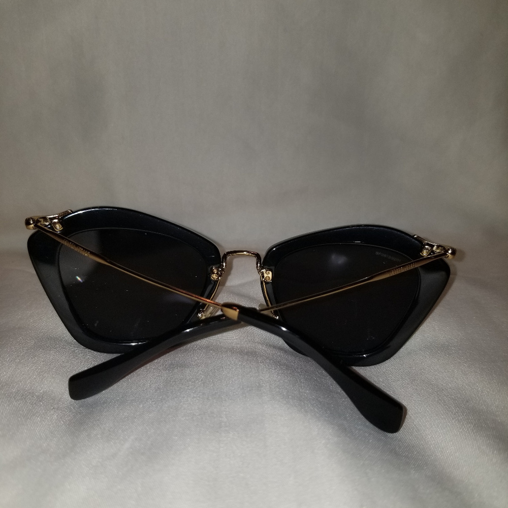 Authentic Women Miu Miu Sunglasses - Picture 4 of 6